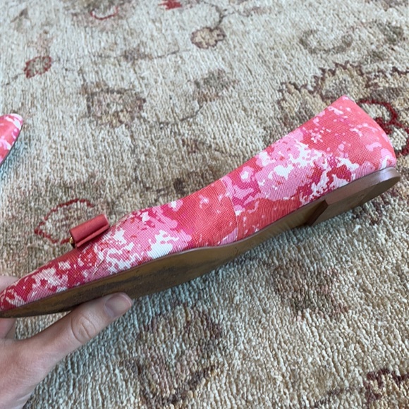 Coach-Pink Floral Flats with bows-6.5B - Picture 6 of 9
